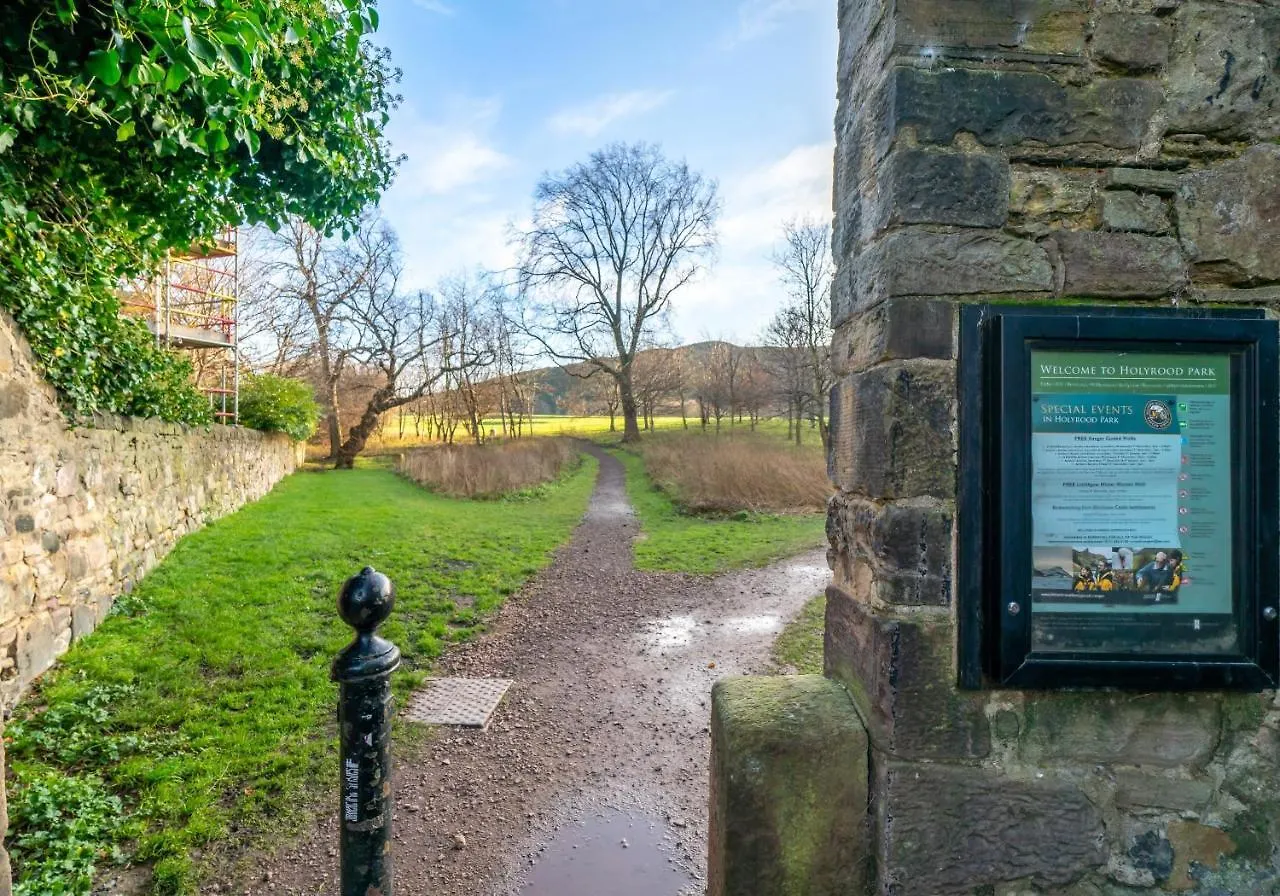 Apartment The Waverley Park Terrace Residence Edinburgh United Kingdom